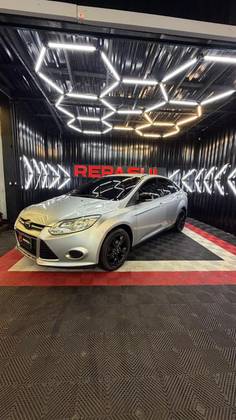FORD FOCUS 2.0 S SEDAN 16V FLEX 4P POWERSHIFT